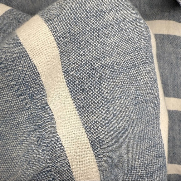 Billabong Blue White Casual Button Down Striped Shirt 100% Cotton Size Large GUC - Picture 3 of 8